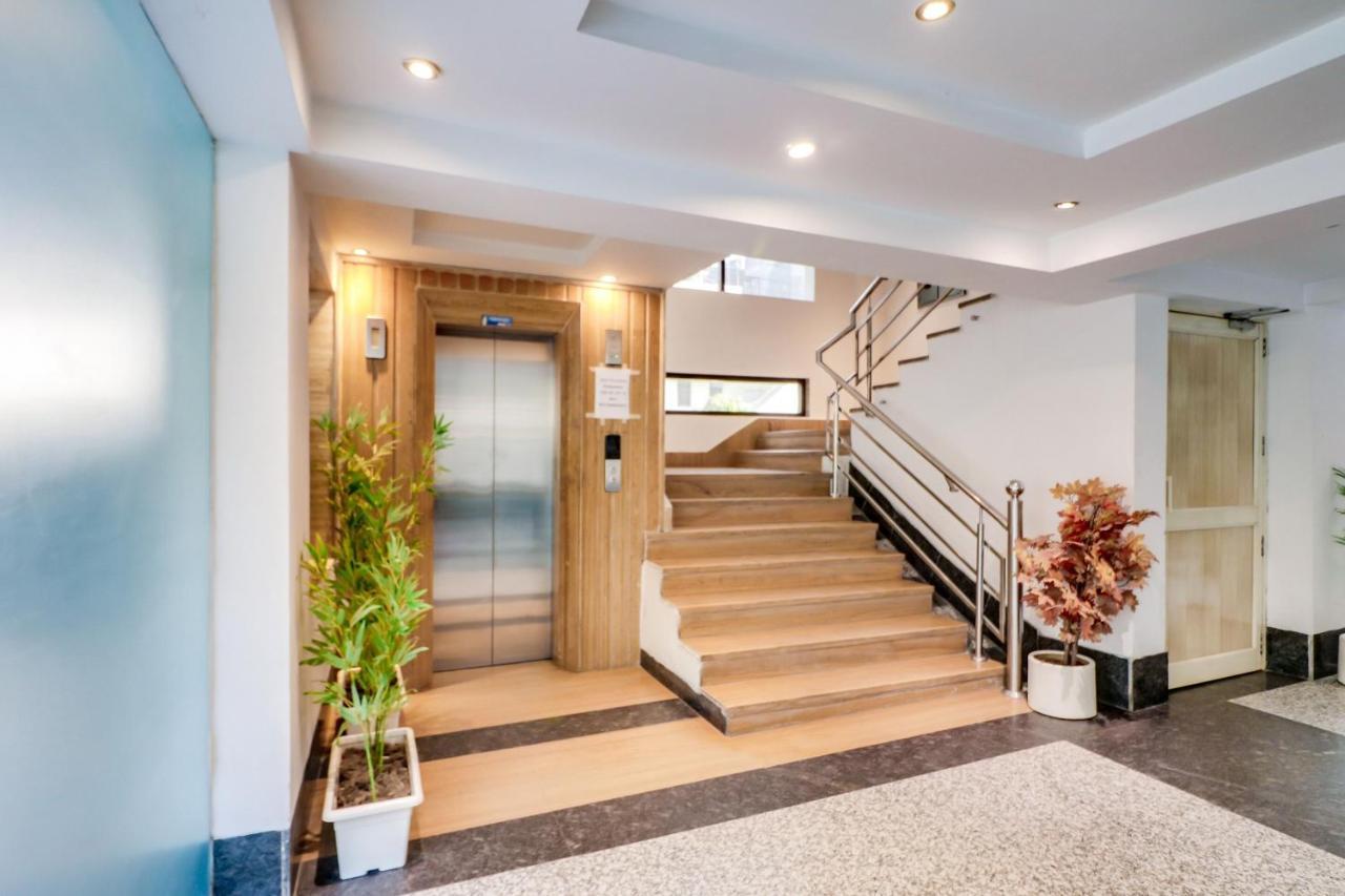 Townhouse 939 Hotel Gagan Inn Near Satyam Inox Patel Nagar Ню Делхи Екстериор снимка