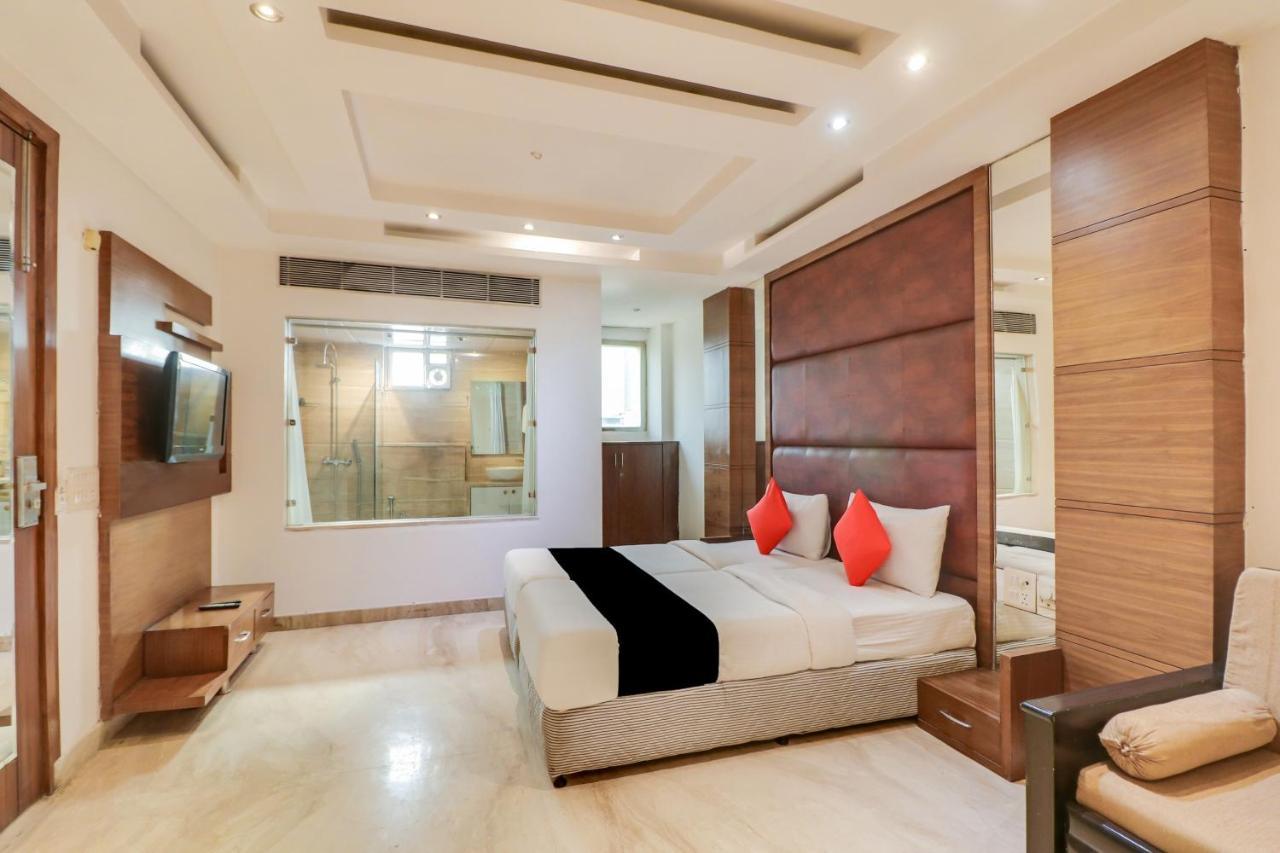 Townhouse 939 Hotel Gagan Inn Near Satyam Inox Patel Nagar Ню Делхи Екстериор снимка